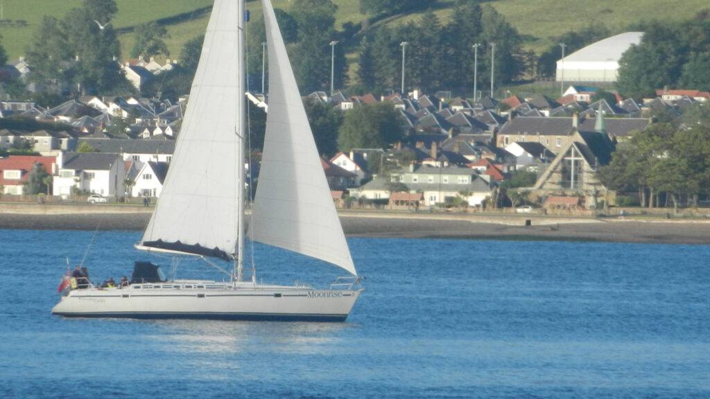 yacht moonrise slideshow exterior undersail